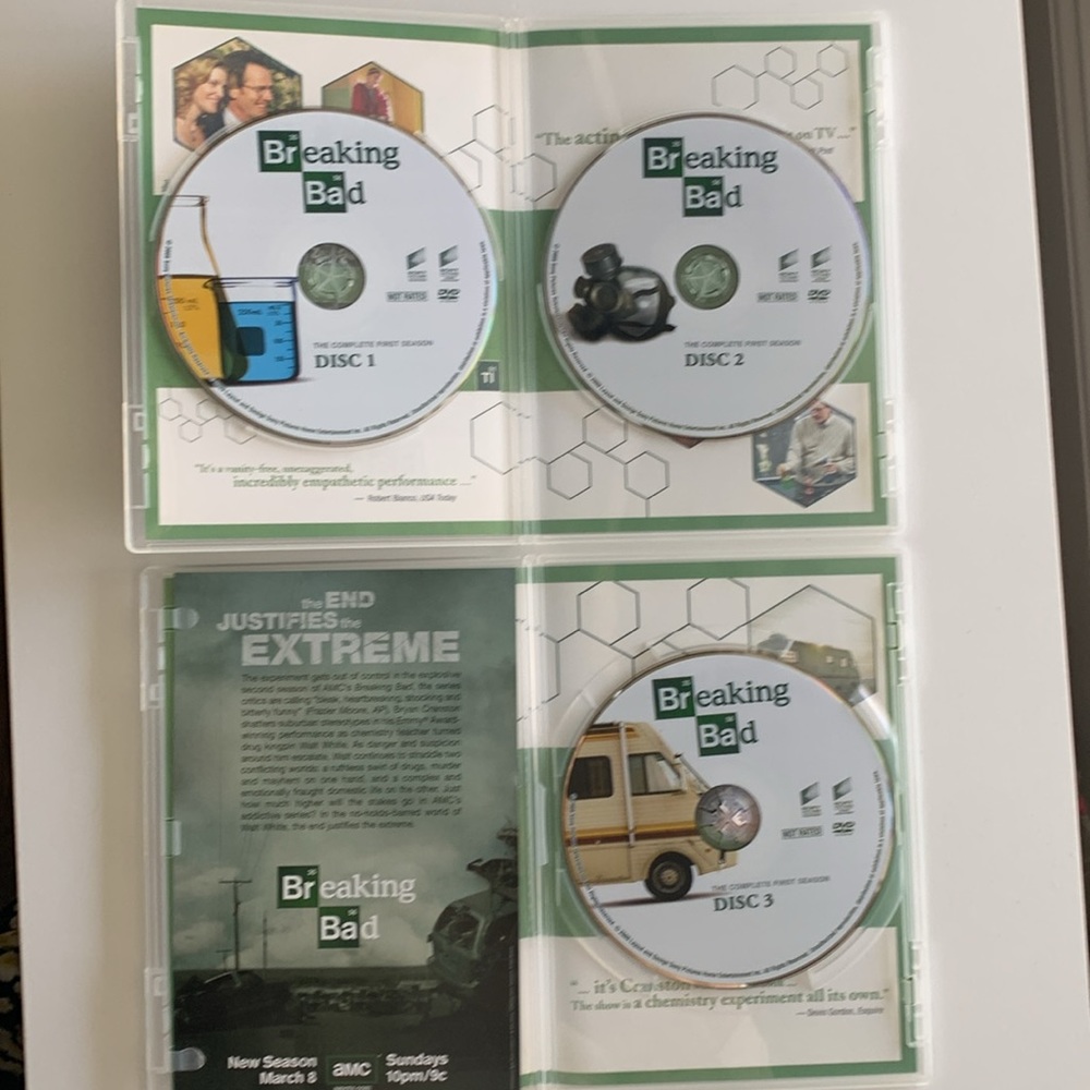 Breaking Bad First & Second Seasons in soft cardboard cases - Picture 6 of 7